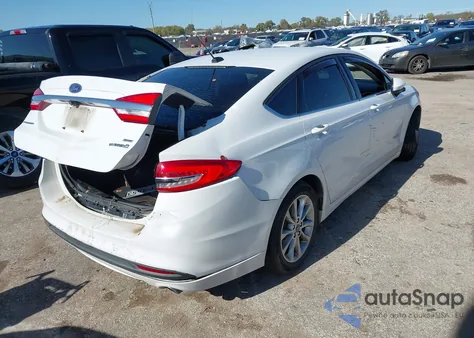 2017 Ford Fusion Hybrid Se z USA, uszkodzony, nr VIN 3FA6P0LU8HR216393